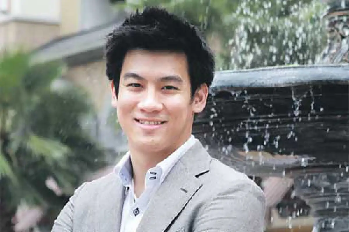 ทรงสิทธิ์ เติมจิตรอารีย์ หนุ่มยุคใหม่ไม่ขอเป็นทาสไอที