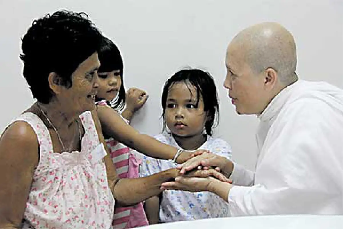 น้ำท่วมกายแต่ไม่ท่วมใจ พี่น้องไทย...สู้ๆๆ