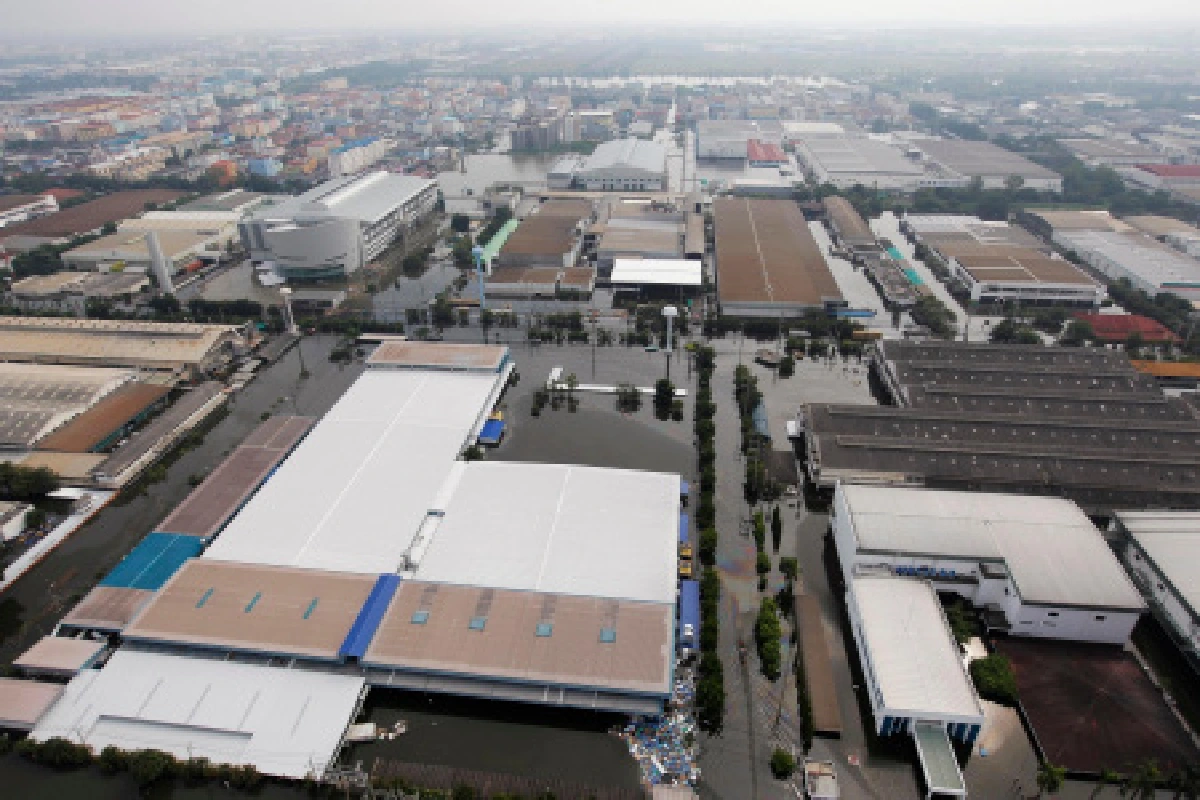 โรงงานรถญี่ปุ่นในไทยหยุดผลิตชั่วคราว