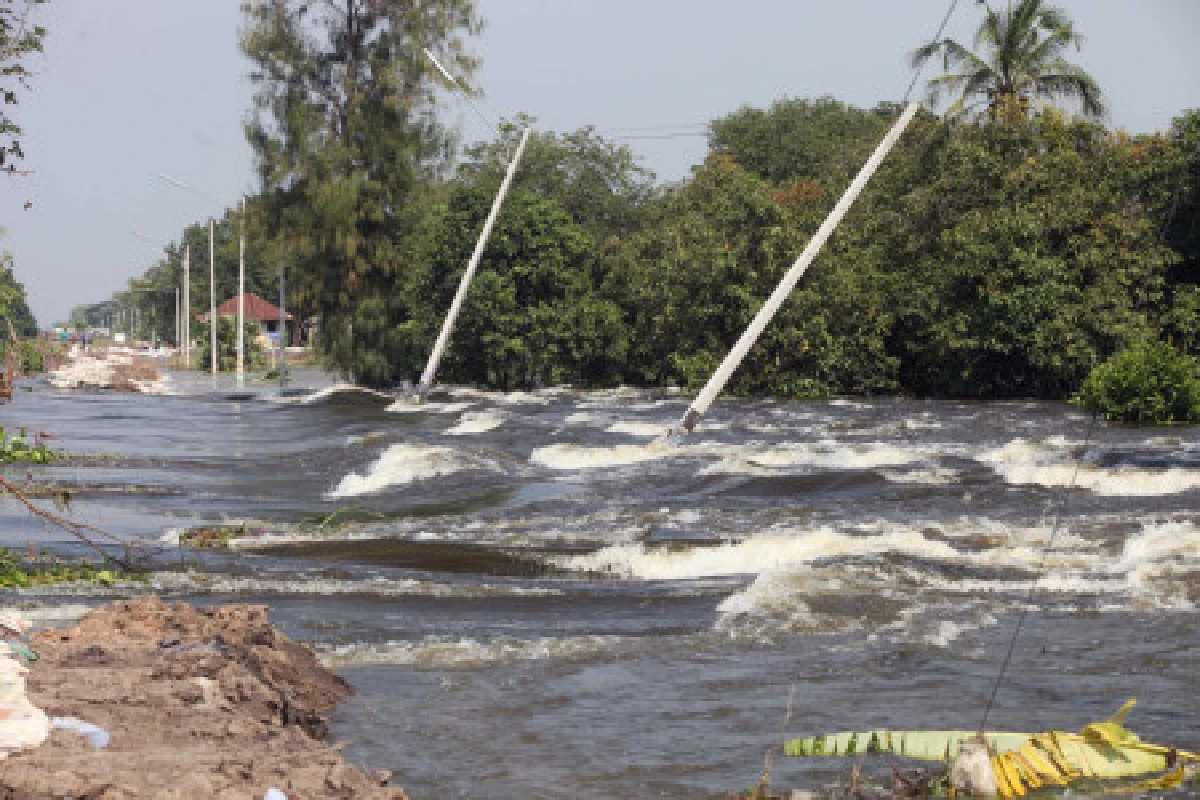 ศปภ.ปรับแผนระบายน้ำใหม่