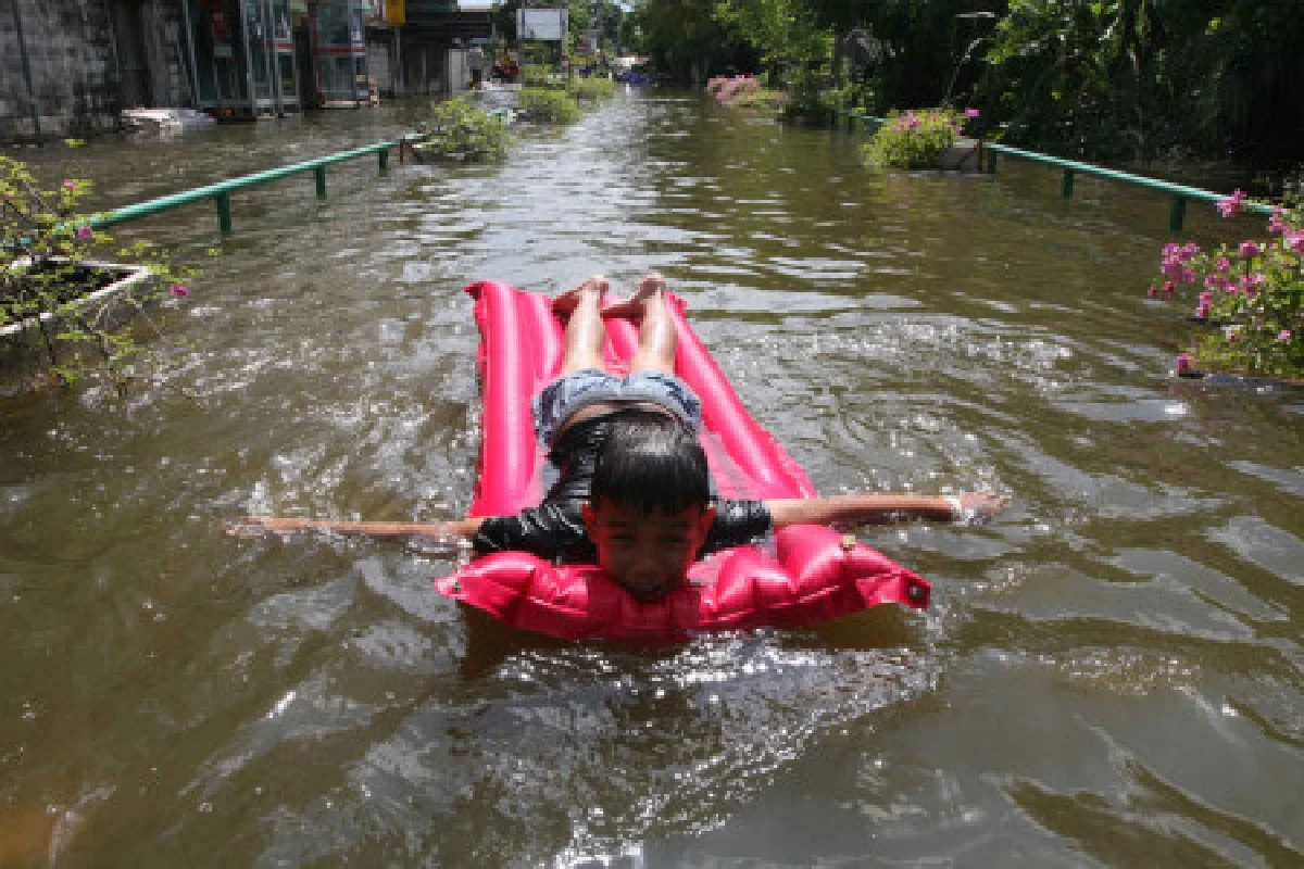 เตรียมเด็กให้พร้อมรับภัยพิบัติอุทกภัย
