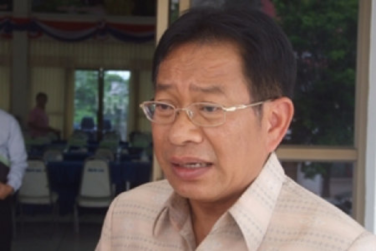 อดีตผู้ว่าฯปทุมป่วยเข้ารพ. อดีตผู้ว่าฯปทุมป่วยเข้ารพ.