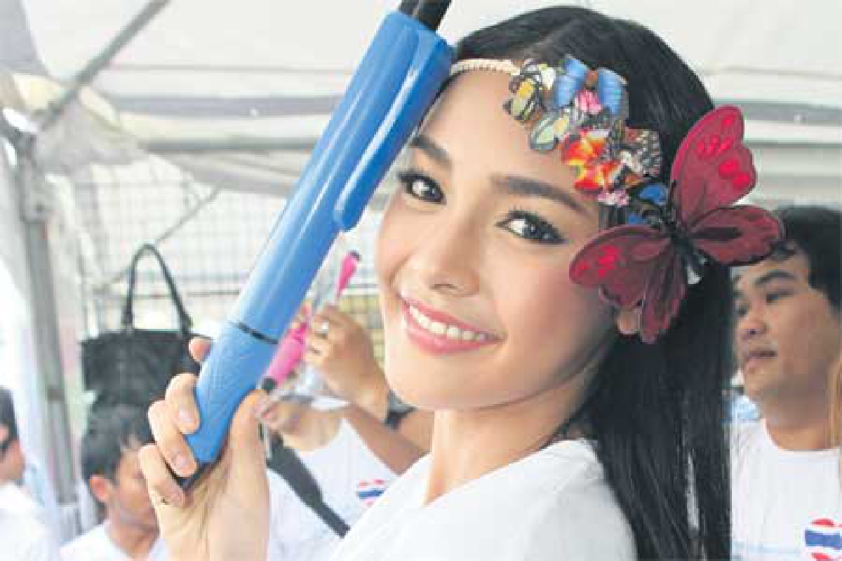 พระเอกนางเอก ตัวจริง พระเอกนางเอก ตัวจริง