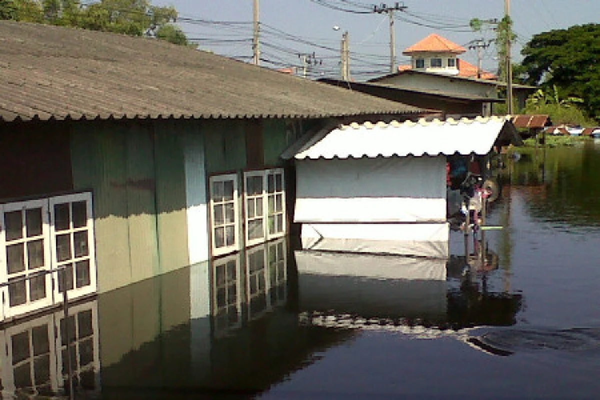 เตือนบ้านเจอท่วมนานเสี่ยงทรุด