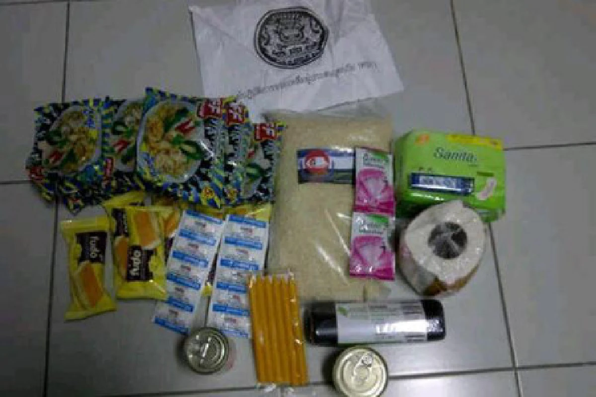 ศปภ.แจงถุงยังชีพมี3ราคา