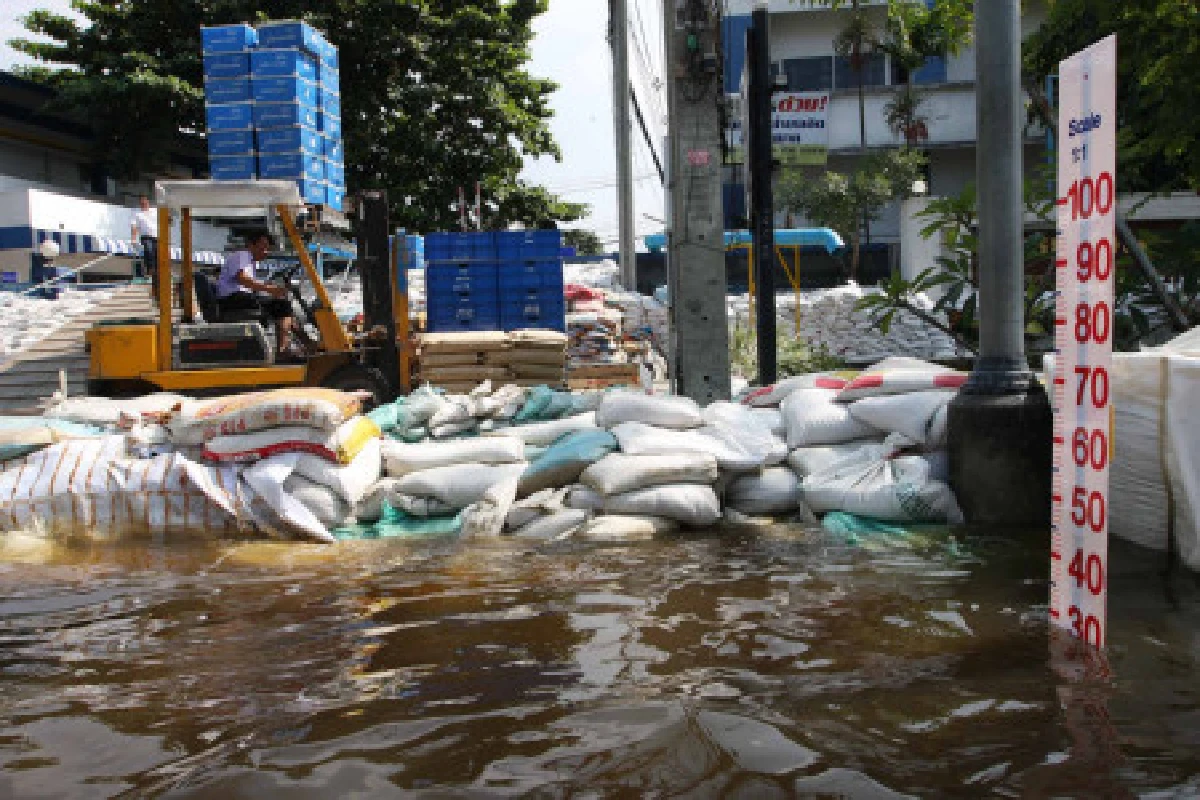 บางชันลุ้น7วันอันตรายน้ำหนุนสูง