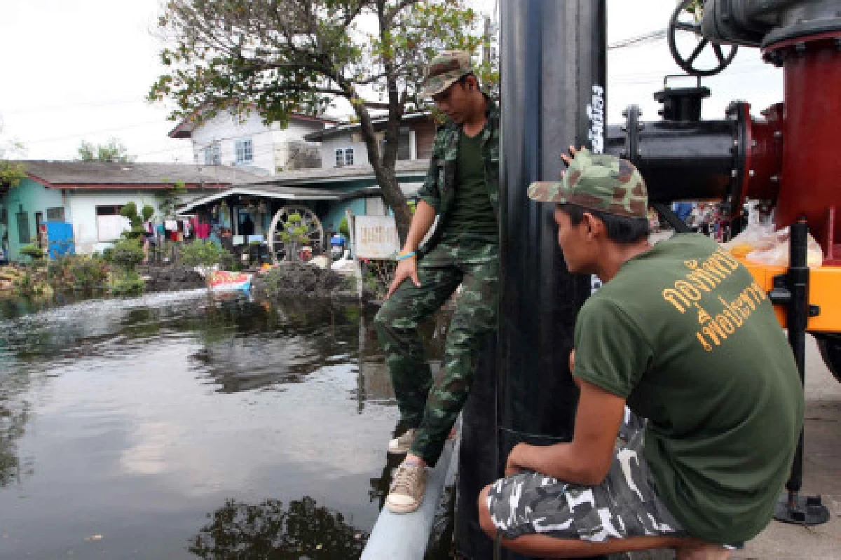 บางชันลุ้น7วันอันตรายน้ำหนุนสูง
