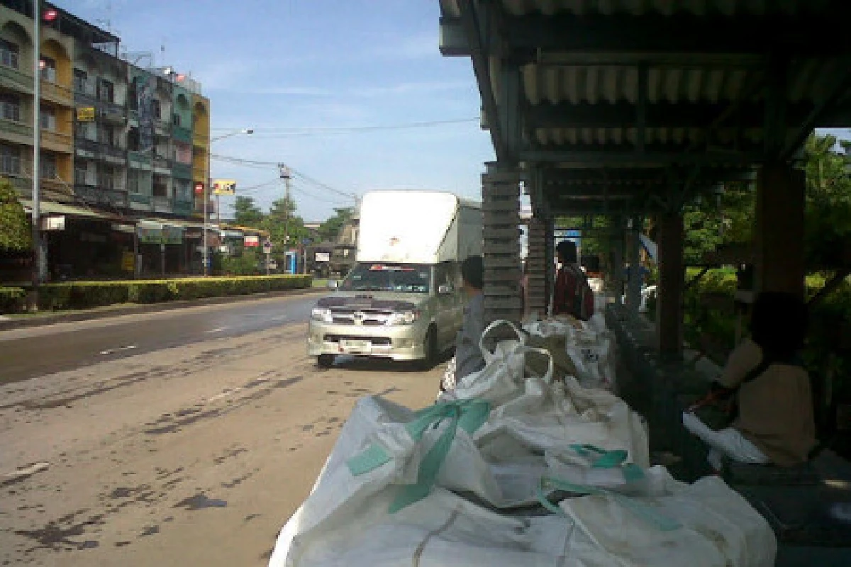บางชันดีต่อเนื่องถ.เสรีไทยแห้ง