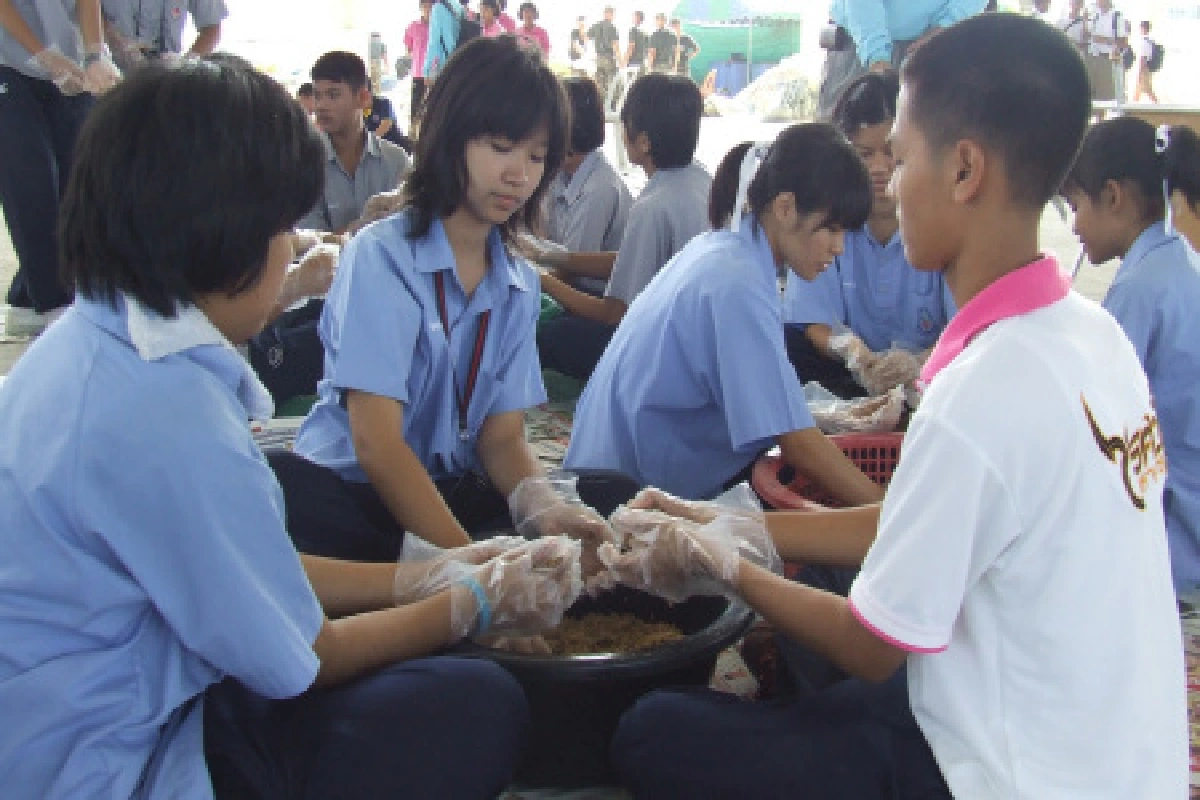 โคราชปั้มอีเอ็มบอลแสนลูกส่งบำบัดน้ำเสีย