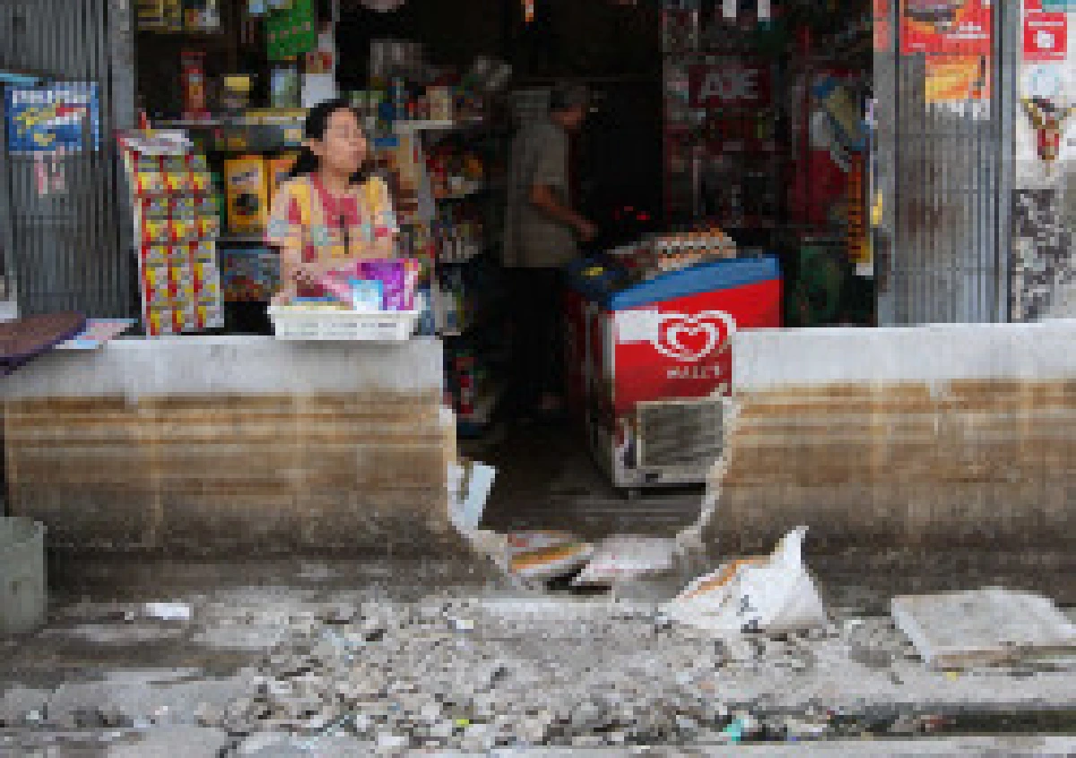 เตือนรื้อบ้านหลังน้ำลดระวังแร่ใยหิน