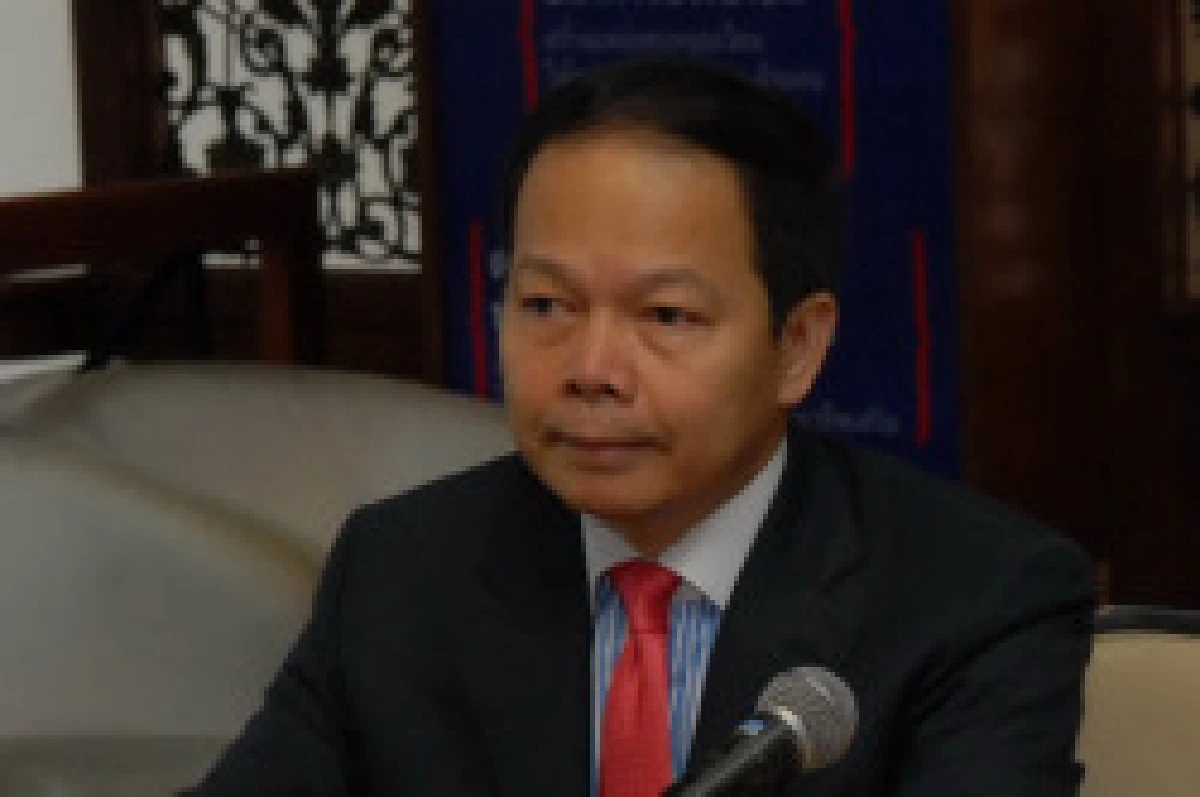 นพดลอ้างแม้วหวังดีเขียนจม.แจงปมพรฎ.