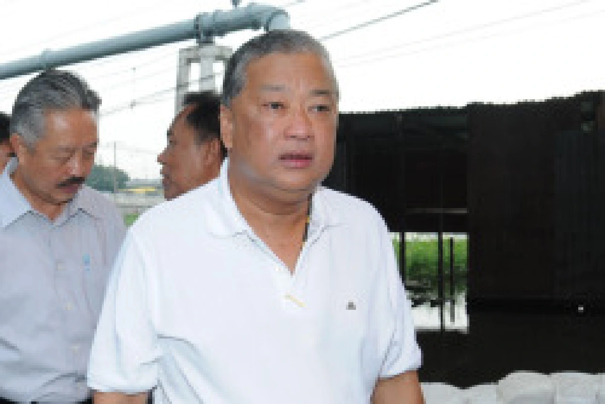 กทม.เปิดประตูมหาสวัสดิ์แค่75ซม.-ขอประเมิน24ชม.