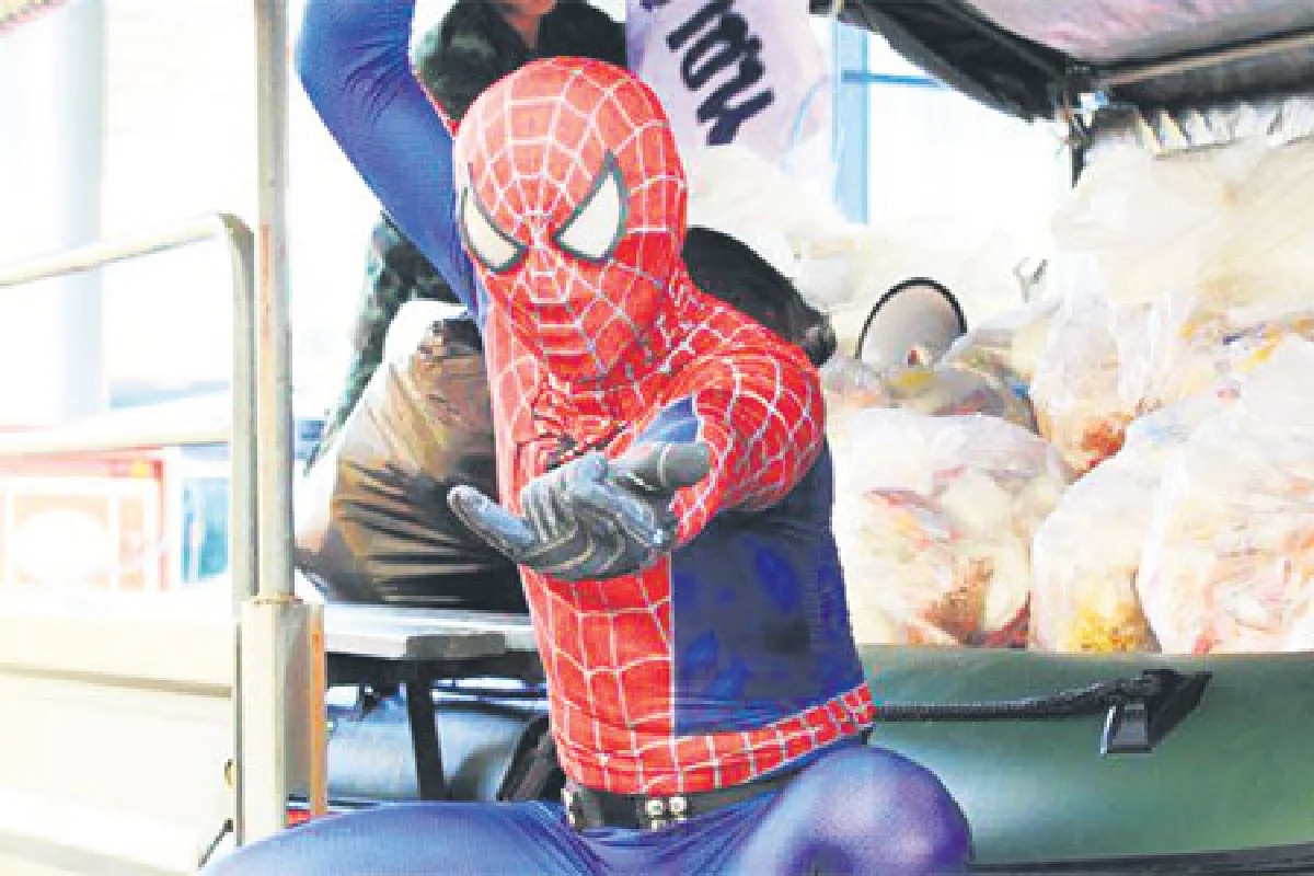 “ฮีโร่” กลางสายน้ำ (หัวใจหล่อ...มาก)