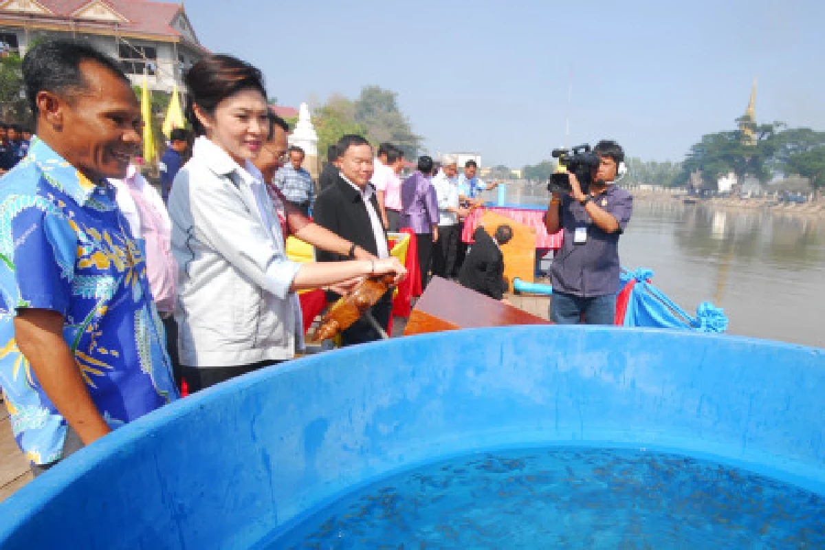 นายกฯร่วมบิ๊กคลีนนิ่งอยุธยา