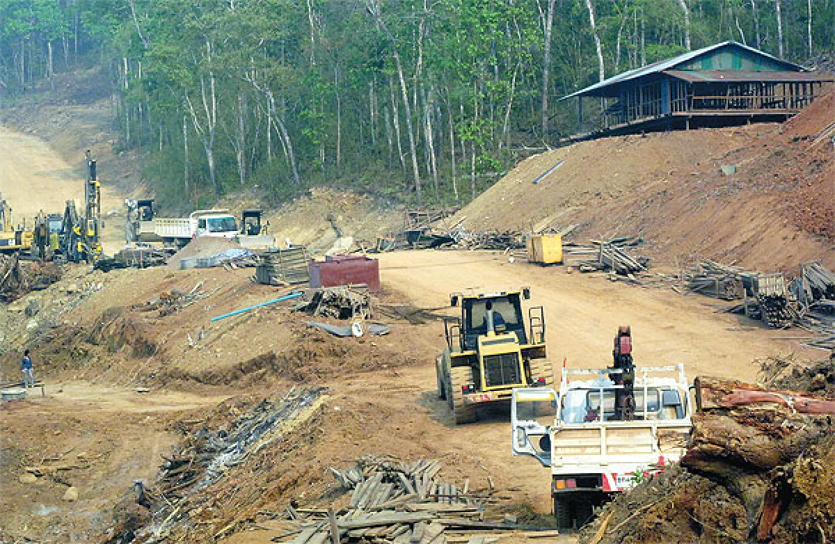 Dam plans delayed