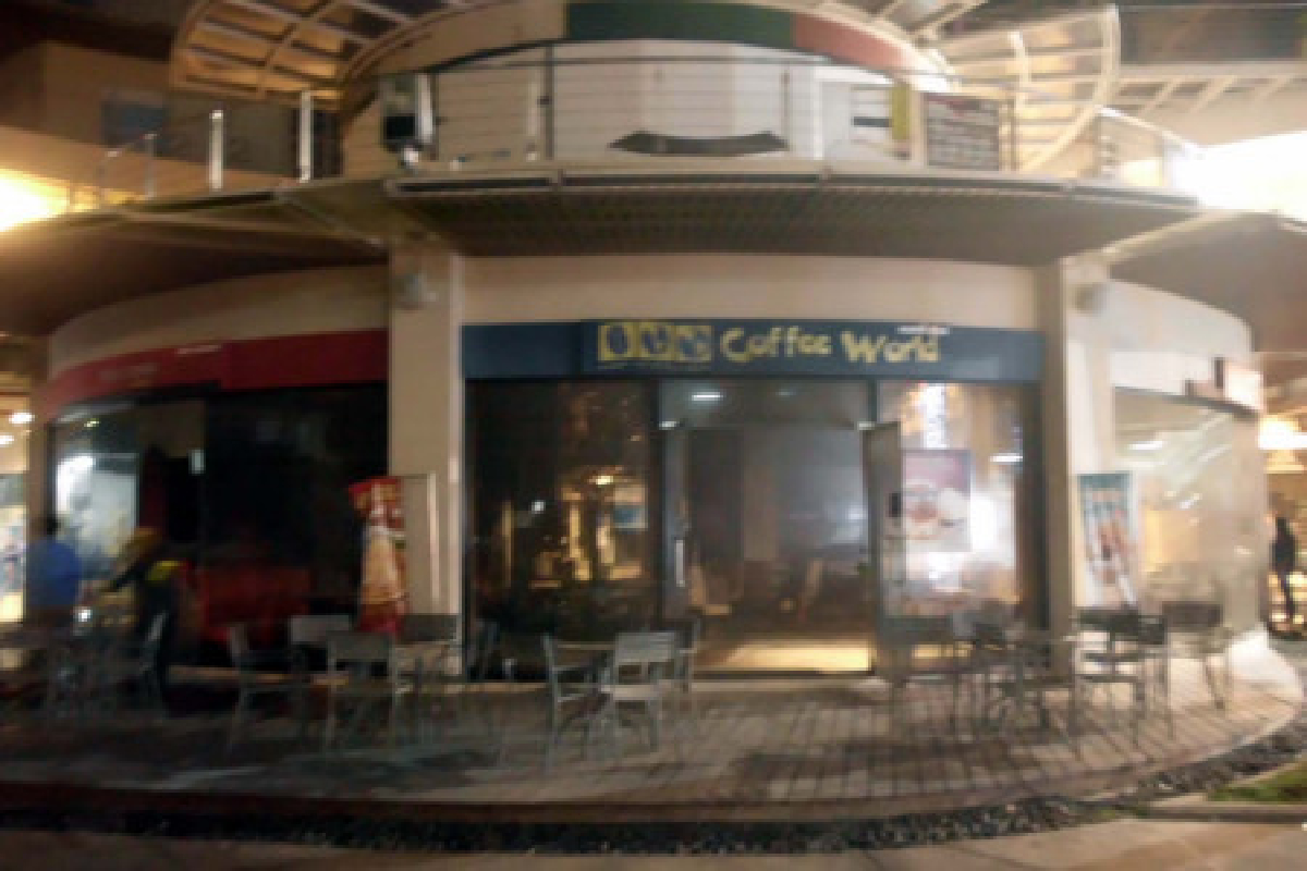 ไฟไหม้3ร้านในห้างดังพัทยาวอดครึ่งล้าน ไฟไหม้3ร้านในห้างดังพัทยาวอดครึ่งล้าน