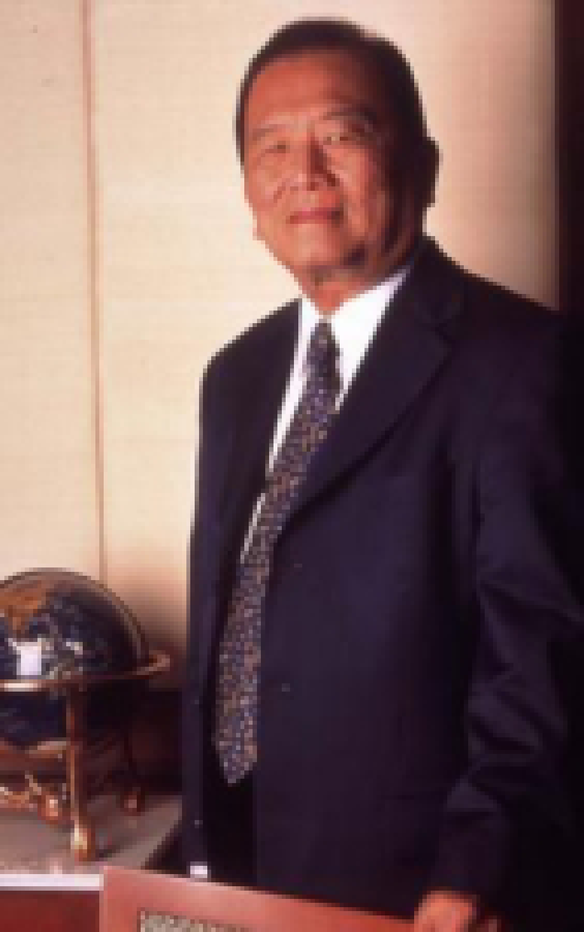 วิชัย ทองแตง-หมอเสริฐผงาดขึ้นเศรษฐีหุ้น