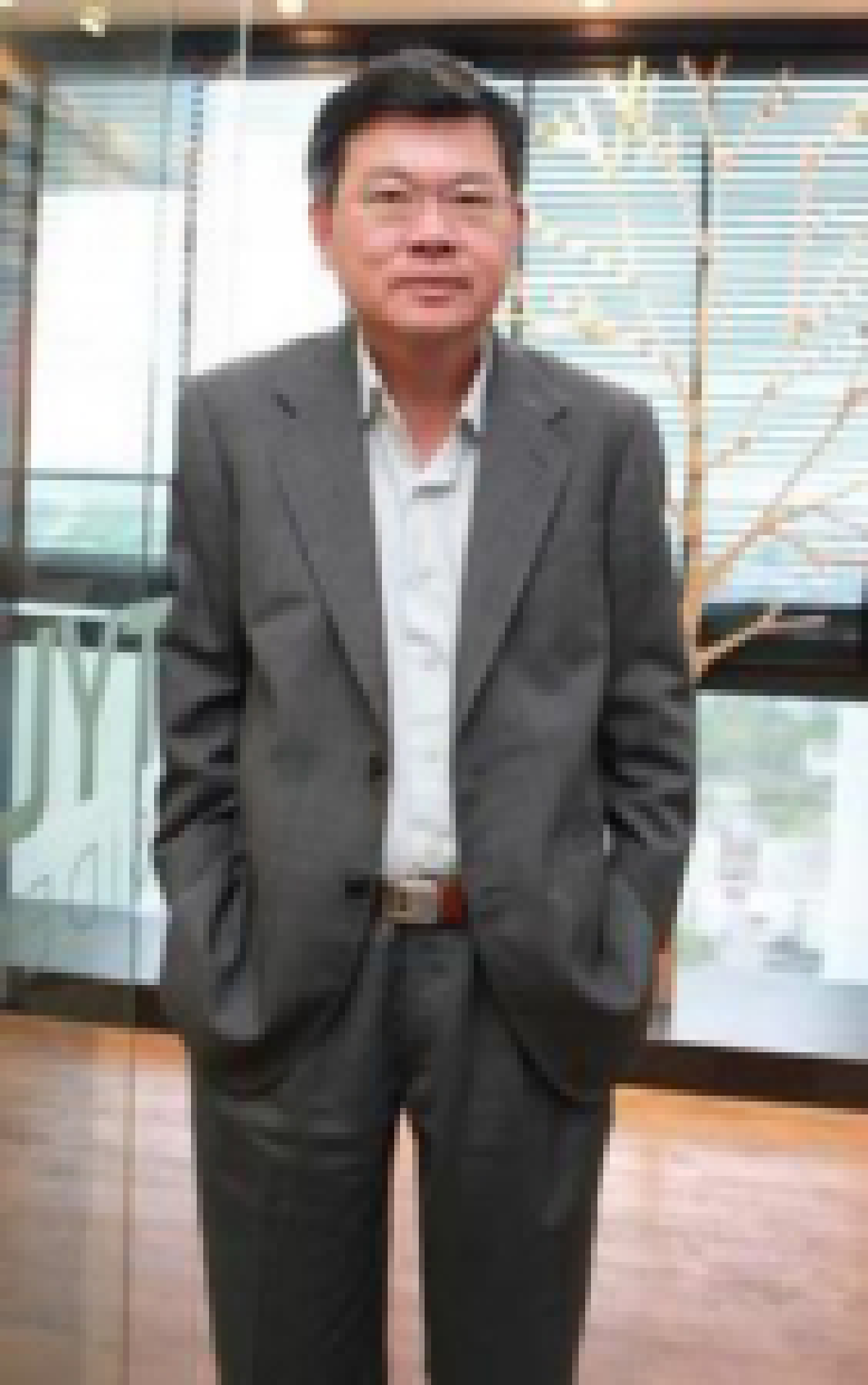 วิชัย ทองแตง-หมอเสริฐผงาดขึ้นเศรษฐีหุ้น