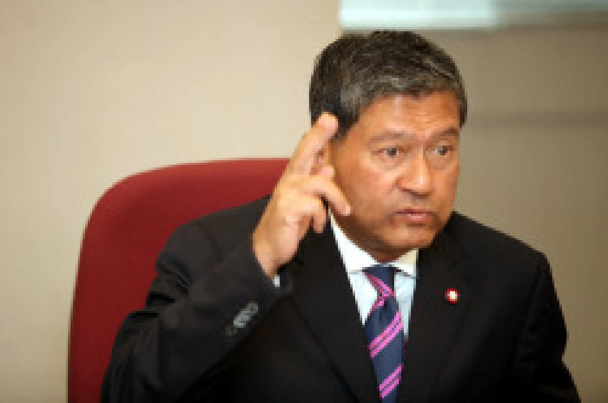 เฉลิมลั่นค้านแก้ไขมาตรา112