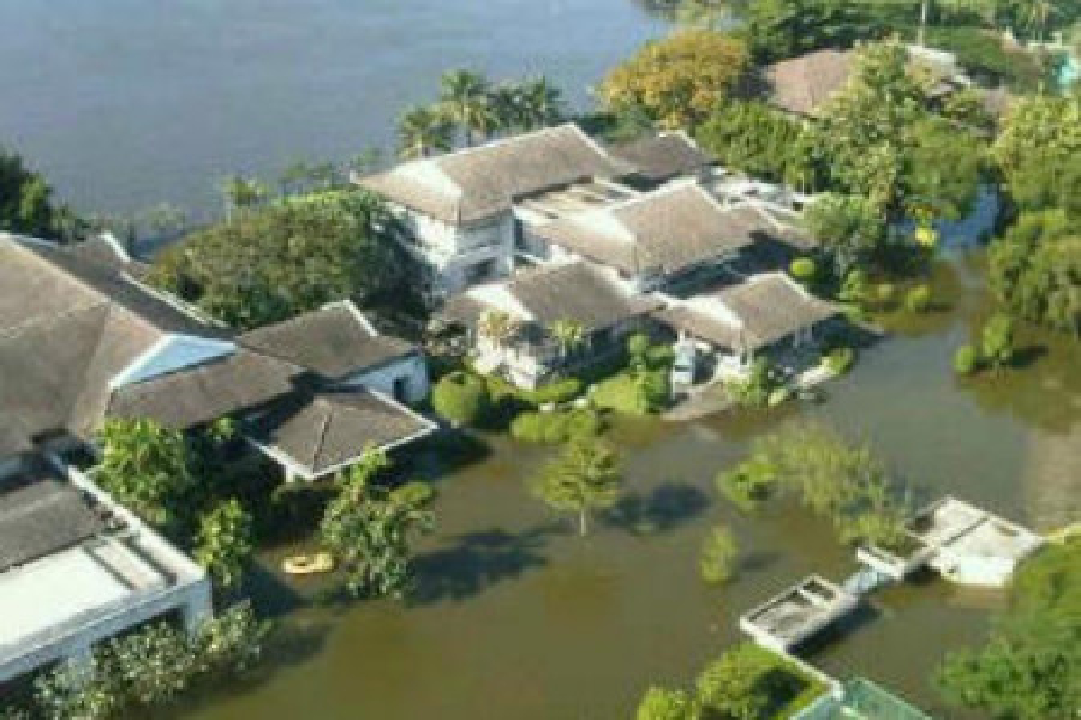 เตือนบ้านใหม่ถมหนีน้ำส่อก่อปัญหา เตือนบ้านใหม่ถมหนีน้ำส่อก่อปัญหา