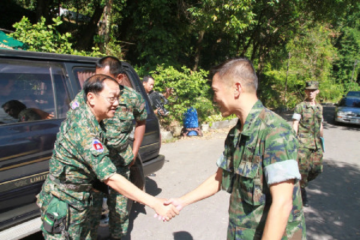 ถกไทย-เขมรไม่ระบุใครผิด-ถูกกรณียิงฮ.