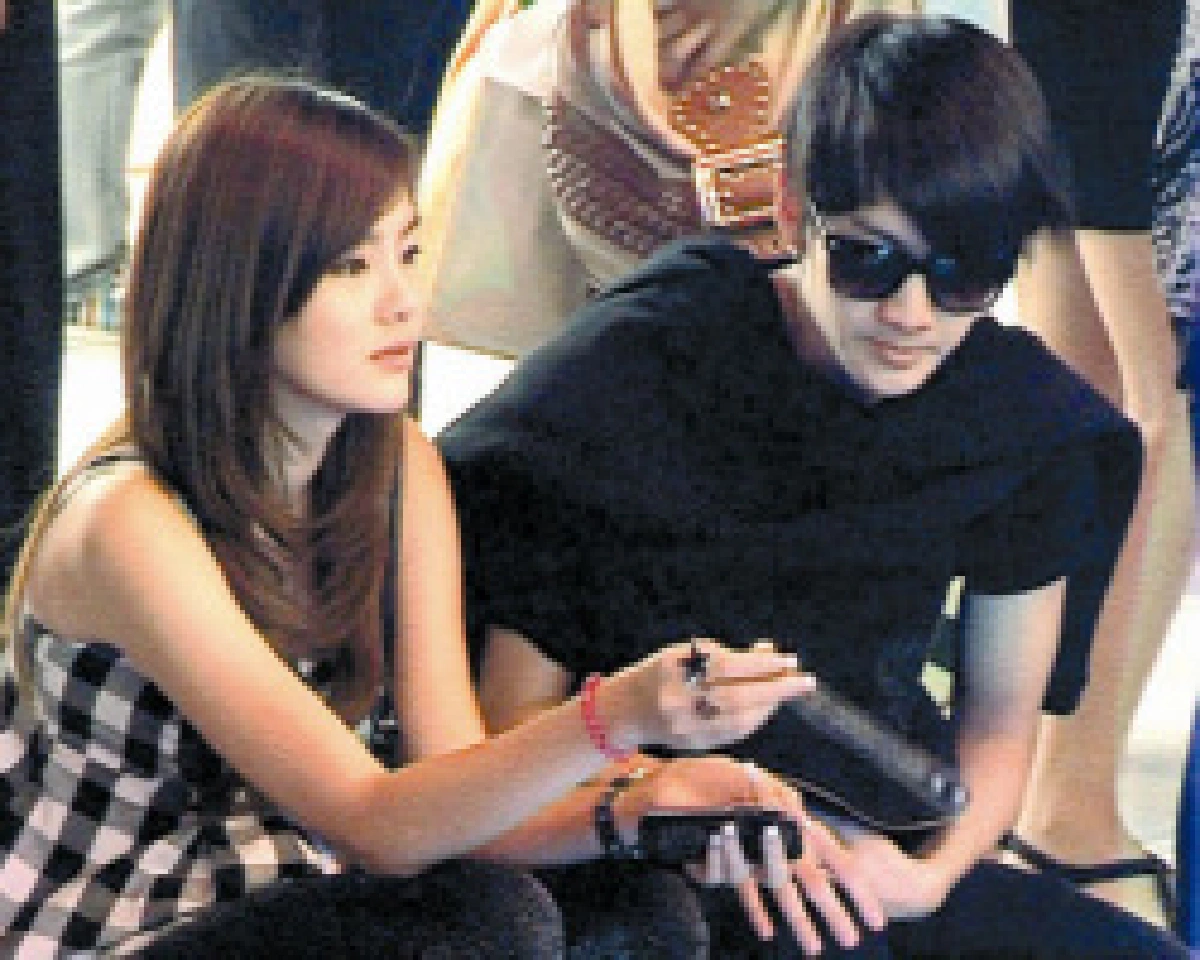กอล์ฟรับห่างดิว