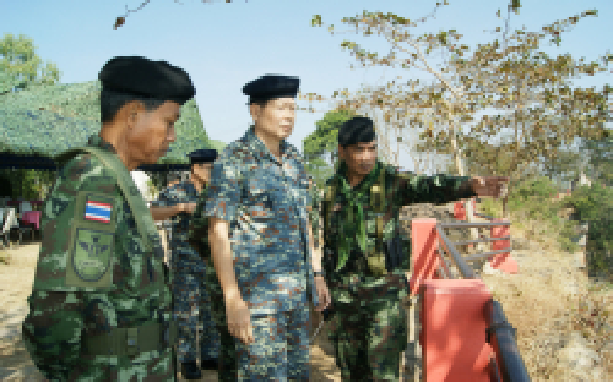 รองผบ.สส.ลงพื้นที่ชายแดนไทย-เขมร