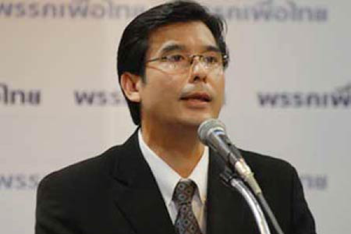 เลื่อนตัดสินประธานศาลรธน.ฟ้องหมิ่นพร้อมพงศ์ เลื่อนตัดสินประธานศาลรธน.ฟ้องหมิ่นพร้อมพงศ์