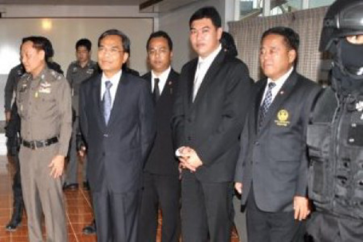 ขอปืนสั้นครรชิตตรวจวิธีกระสุน ขอปืนสั้นครรชิตตรวจวิธีกระสุน