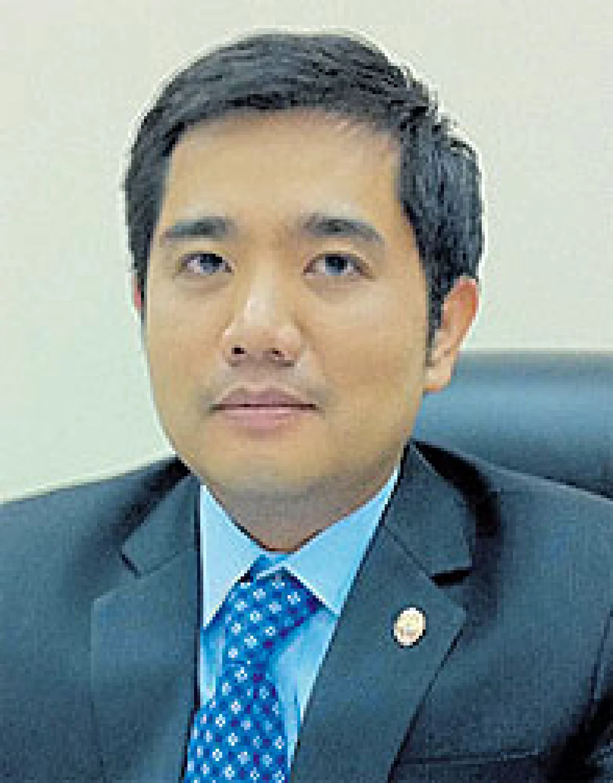 เผยโฉมเสนาบดีไร้เงาแห่งปี