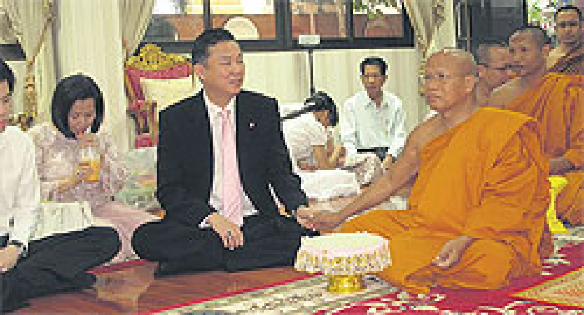 หลวงพ่อจิ๋ว อาจารย์ผู้เป็นที่เคารพนับถือของผู้นำทางการเมือง