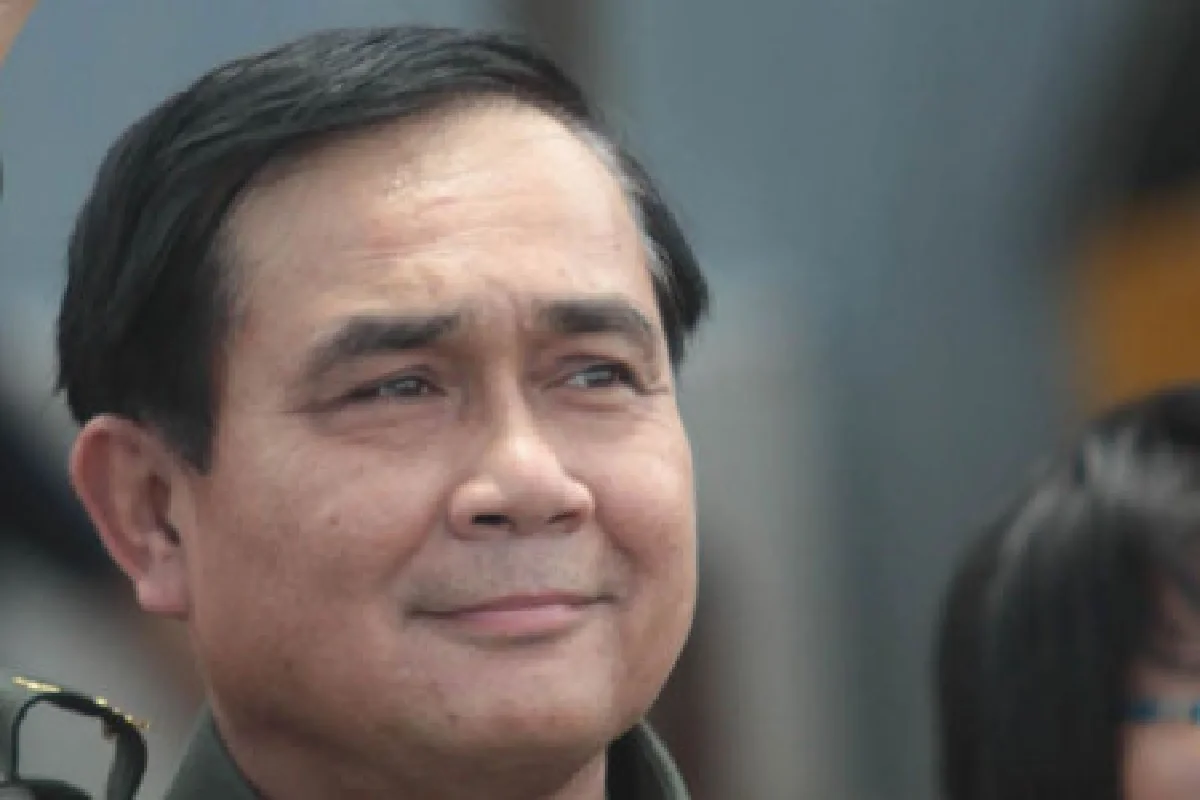 ผบ.ทบ.สั่งตั้งศูนย์ช่วยน้ำท่วมใต้