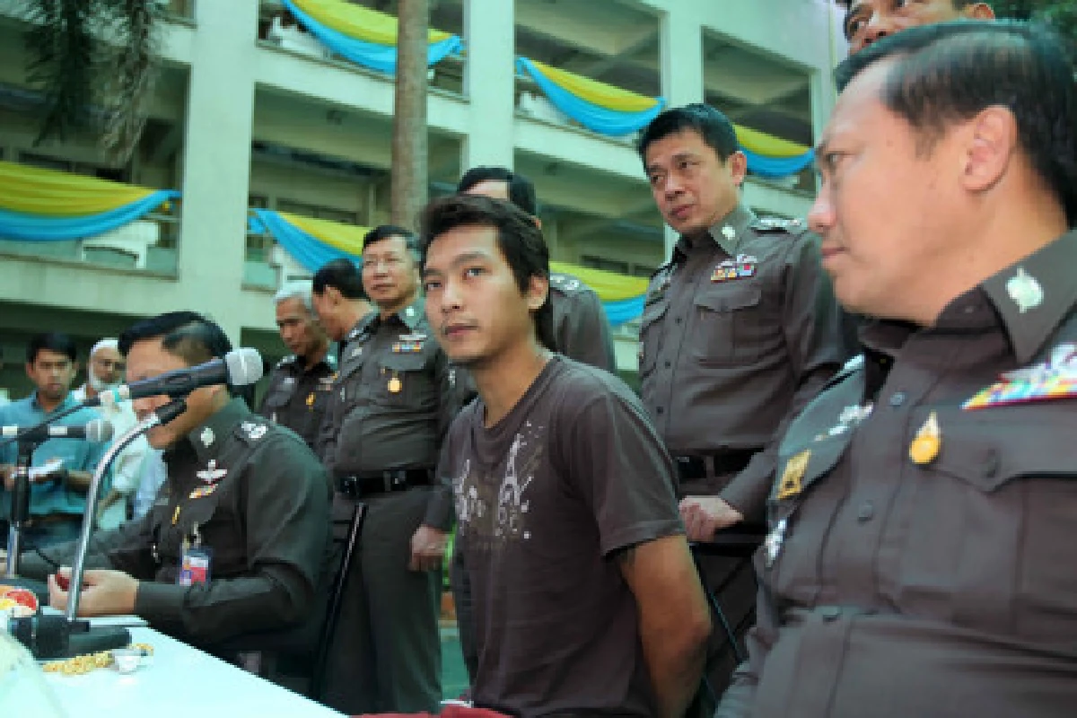 ต๋องรับแค้นต้องฆ่าเสี่ยค้าพลอยลักยาไอซ์