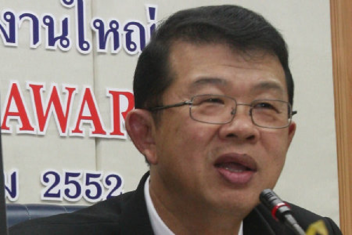 อย.จับน้ำยาล้างบ้านเถื่อนยึดครึ่งล้าน อย.จับน้ำยาล้างบ้านเถื่อนยึดครึ่งล้าน