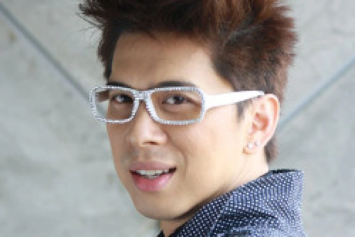 เอกกี้ดี๊ด๊ามังกรทองงานตรึม