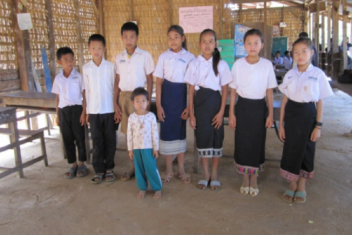 ล่องลำโขงเบิ่งฝั่งลาว มุมงดงามเล็กๆวันเด็กแห่งชาติ