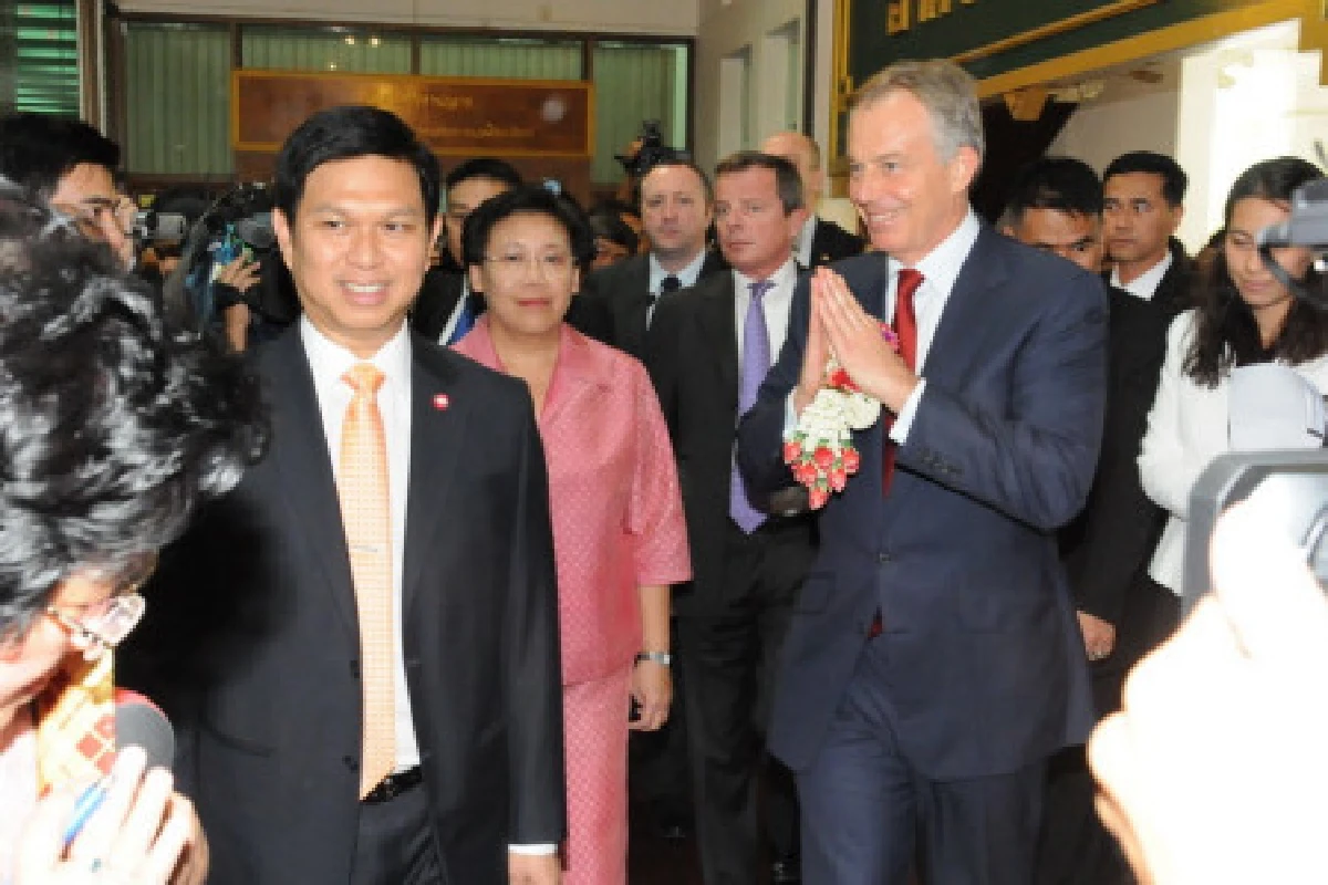 อดีตนายกฯอังกฤษเยือนศธ.