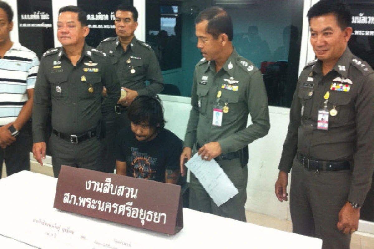 รวบตู่ ไผ่ลิง มือซุกบึ้มปิงปองปีใหม่