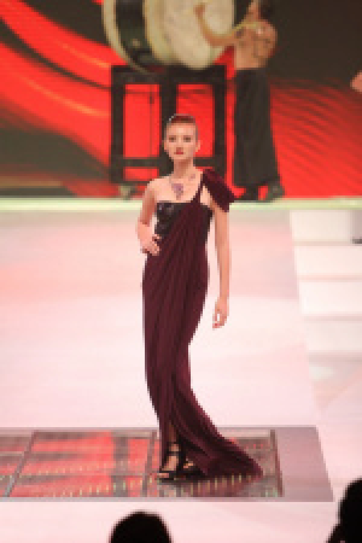 นักเรียนม.4 ซิวตำแหน่งไทยซูเปอร์โมเดล 2011