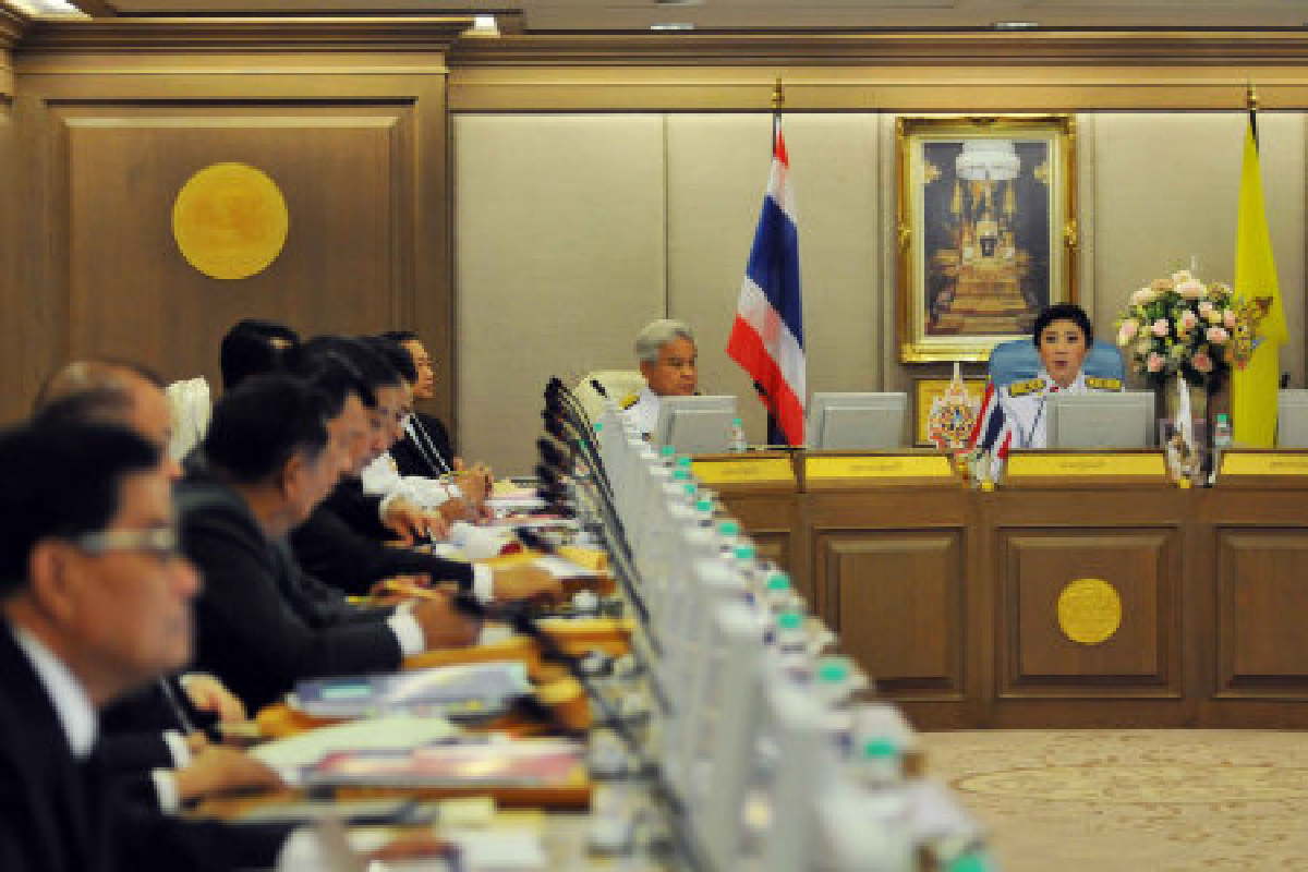 โปรดเกล้าฯตั้งครม.ยิ่งลักษณ์2 โปรดเกล้าฯตั้งครม.ยิ่งลักษณ์2