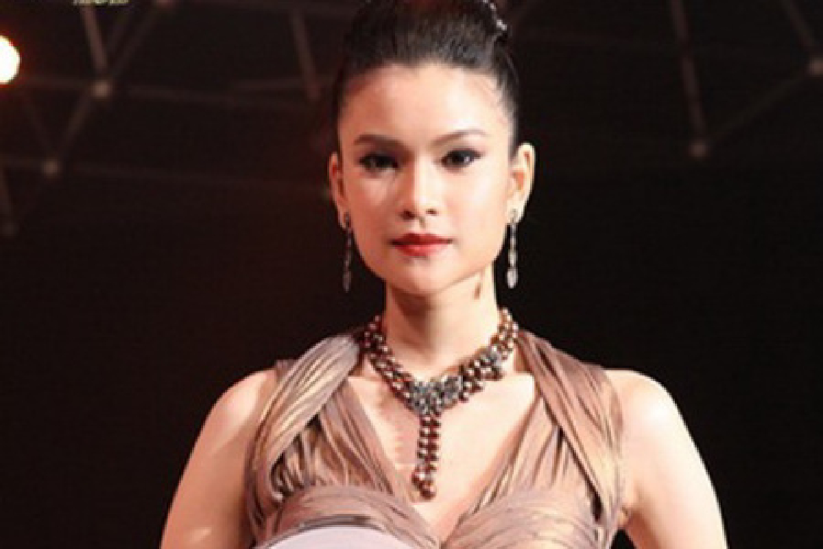 นักเรียนม.4 ซิวตำแหน่งไทยซูเปอร์โมเดล 2011 นักเรียนม.4 ซิวตำแหน่งไทยซูเปอร์โมเดล 2011