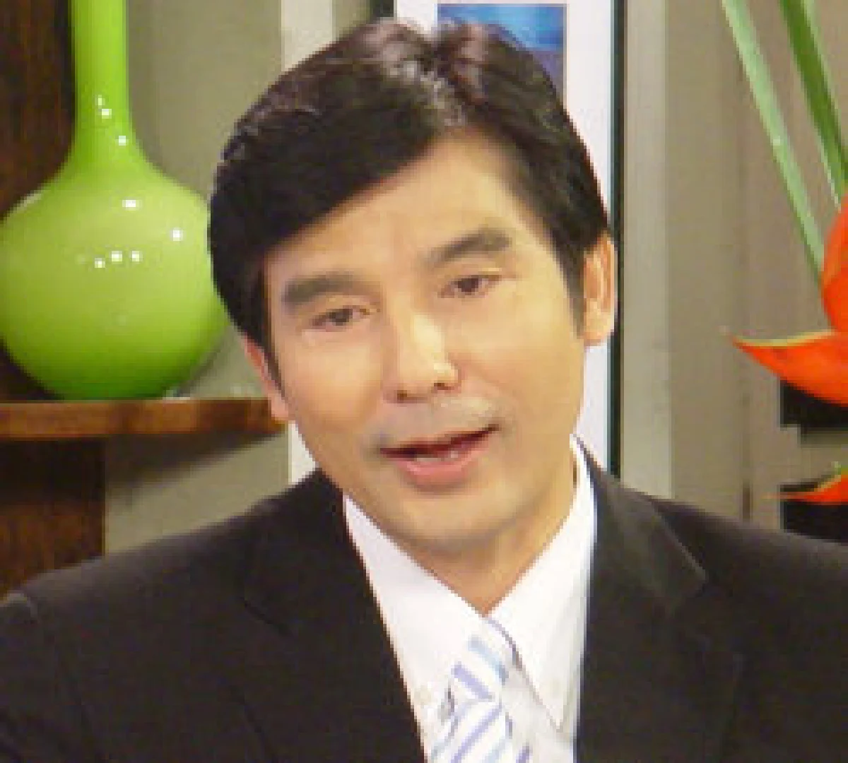 เพื่อไทยจวกปชป.อย่าดีแต่ค้านต้านพรก.กู้เงิน