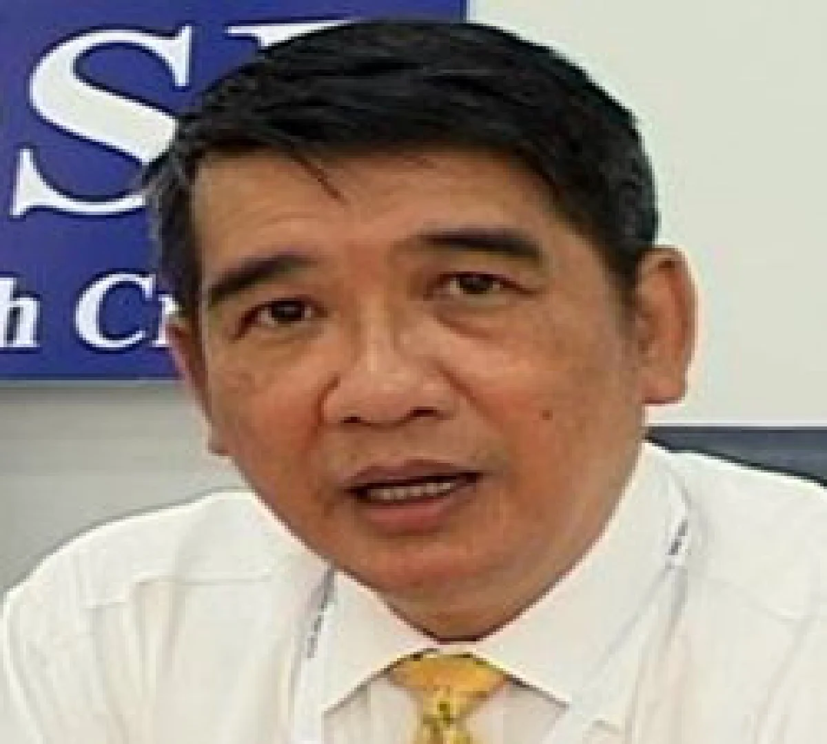 จ่อฟันช่างภาพทีวีแดงหมิ่นสถาบัน