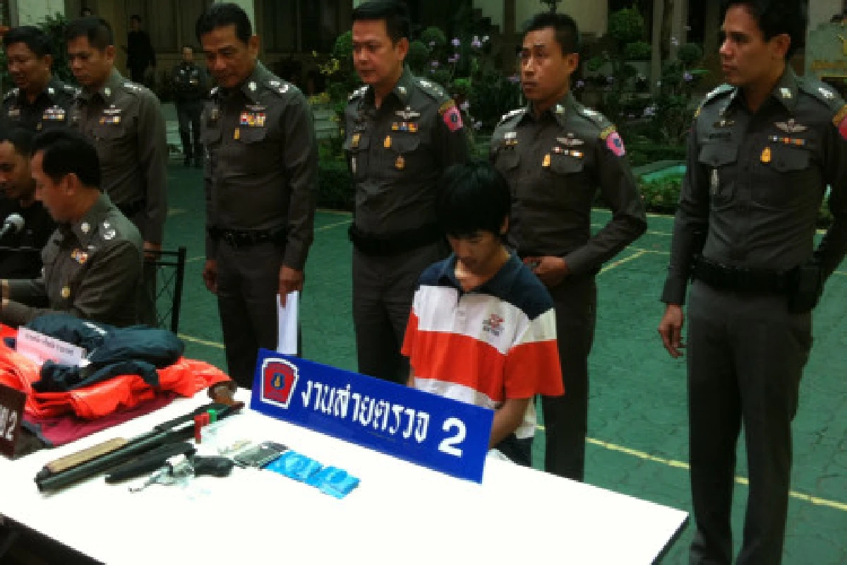 จับยาบ้า-ไอซ์พร้อมอาวุธปืน