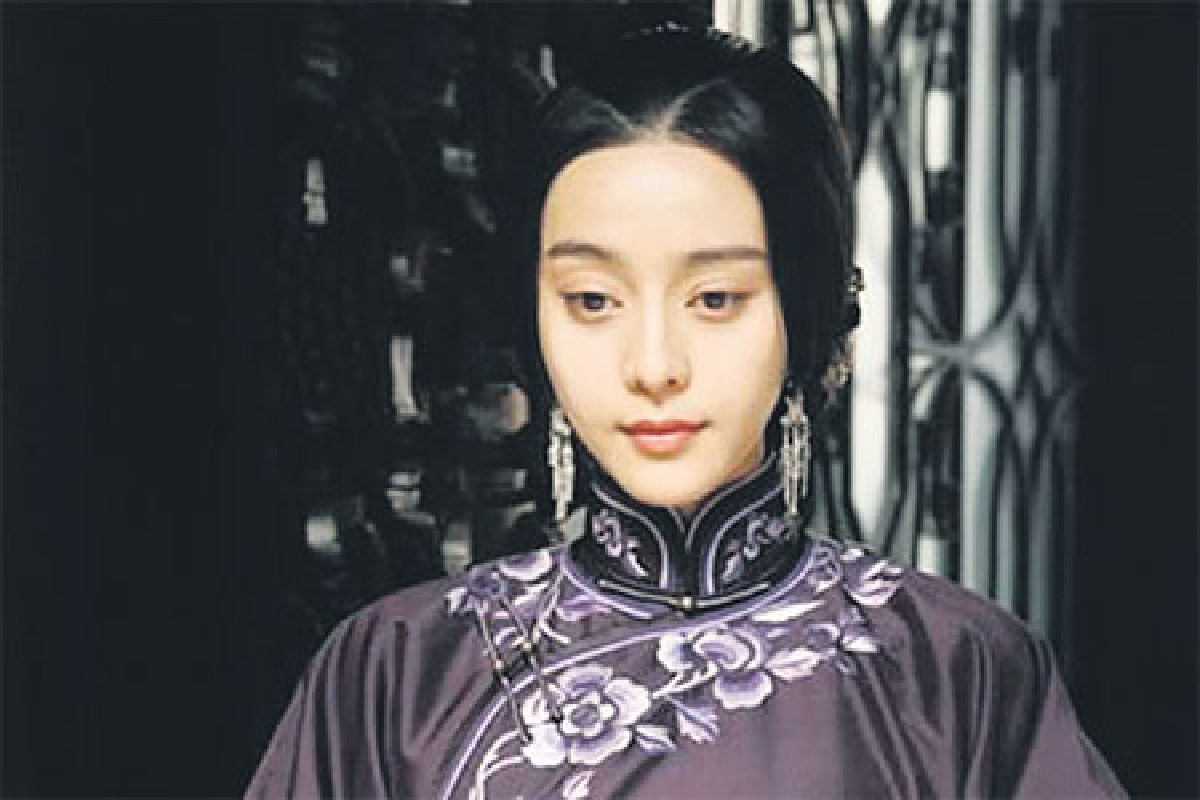 ผู้หญิงจีนในแผ่นฟิล์มมังกร ผู้หญิงจีนในแผ่นฟิล์มมังกร