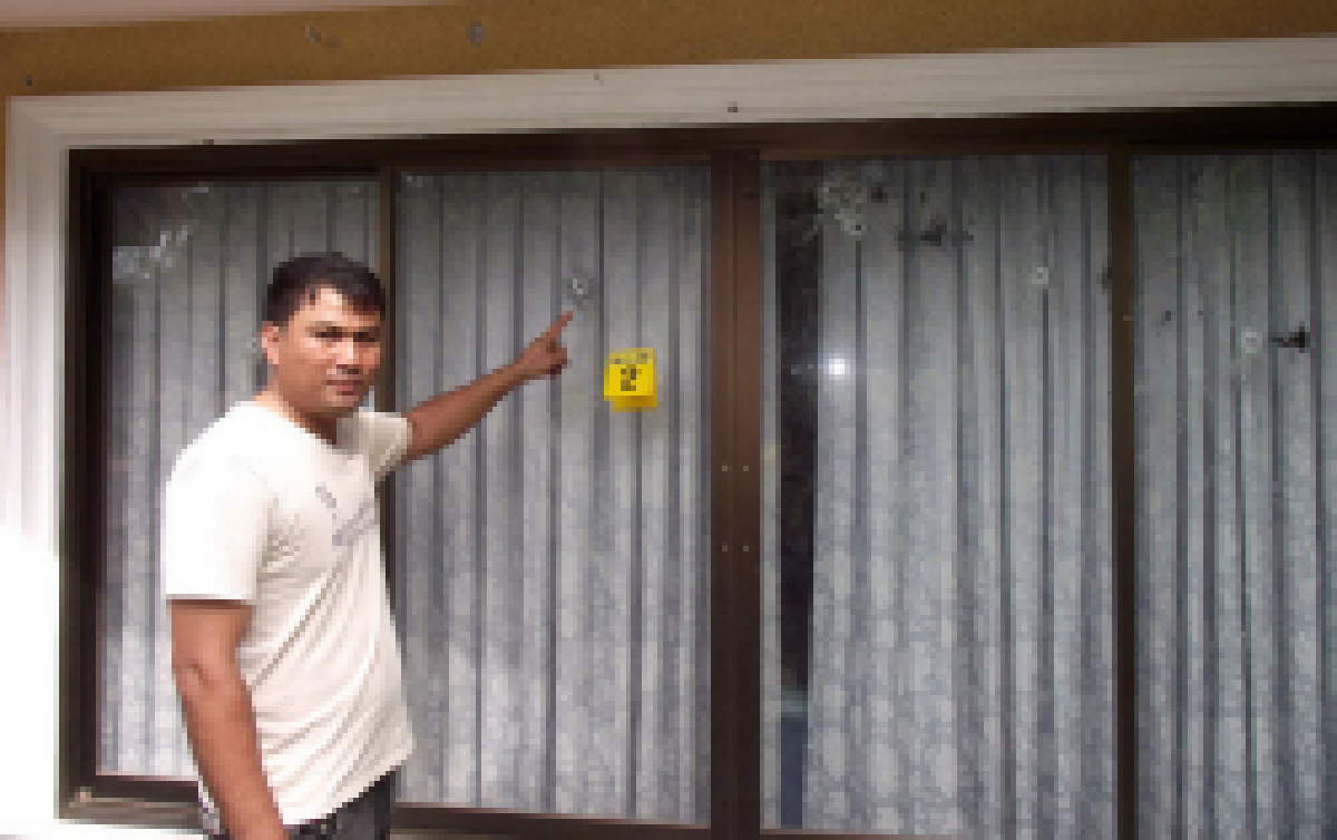 เอ็ม16ถล่มบ้านรองนายกอบต.คลองลุ