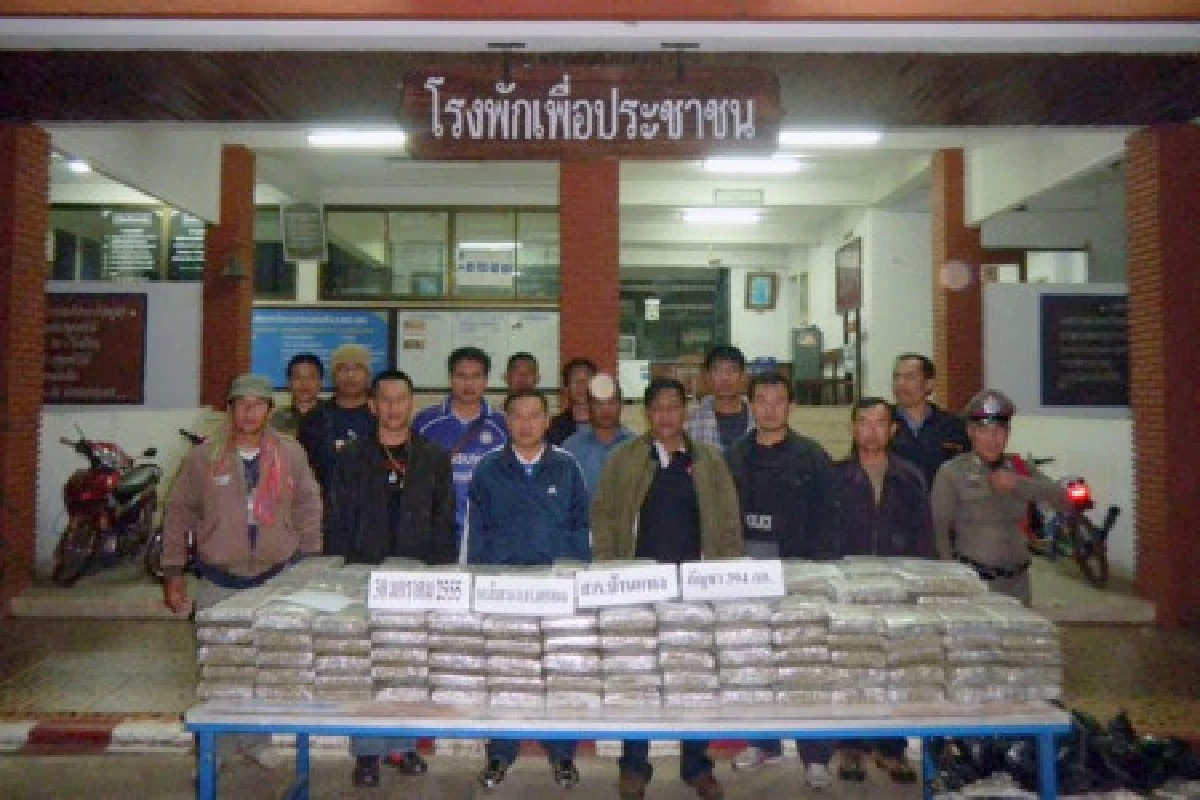 ยึดกัญชาล็อตใหญ่กว่า300กก.