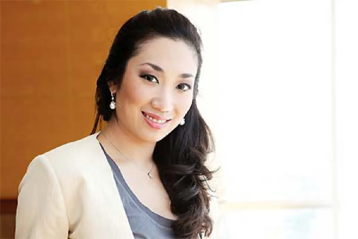 สาวิตรี ธนาลงกรณ์ รุ่นที่ 3 ของชุดชั้นในดัง