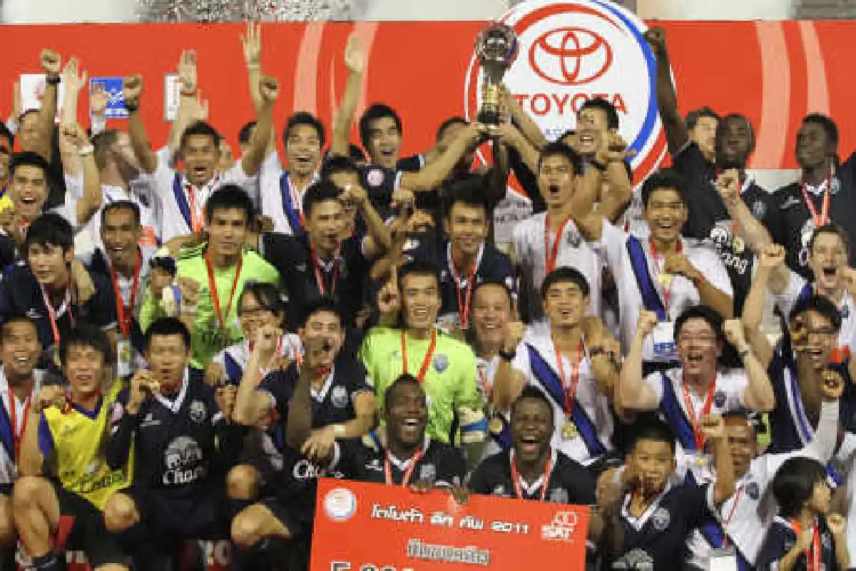 บุรีรัมย์พีอีเอถอนแค้น!คว่ำท่าเรือเอฟซี2-0