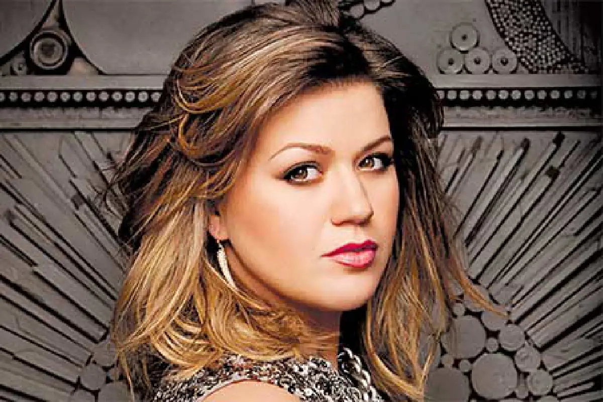 สาวแกร่งชื่อ เคลลี คลาร์กสัน